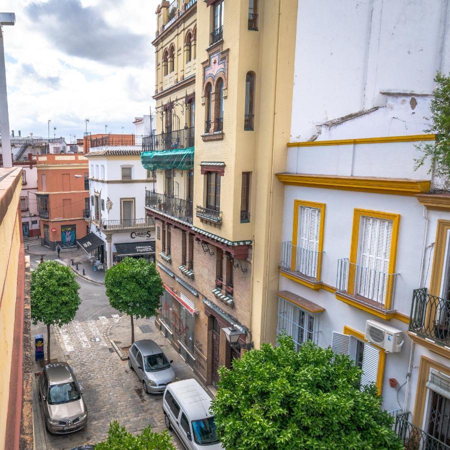 Guesthouse Room & Studio Seville La Flamenka エクステリア 写真